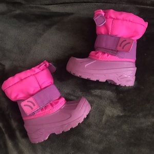 Toddler size 5/6 snow/rain boots